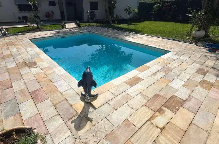 São Thomé Legítima Amarela — Piso Serrado